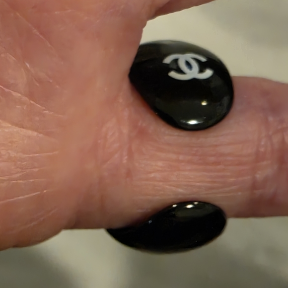CHANEL RING - Picture 3 of 4